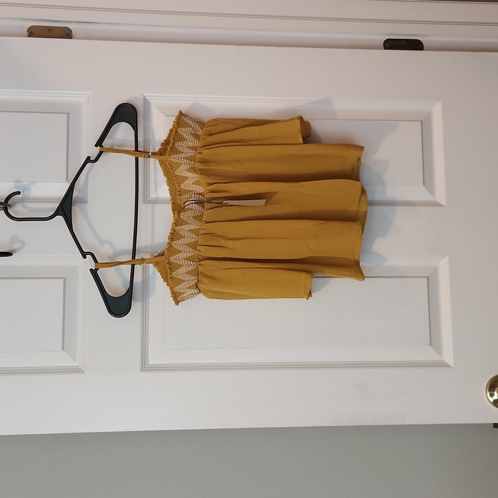 Uniq boho silky top, NWT